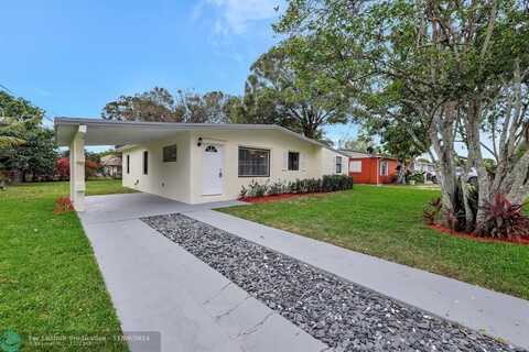 705 Palm Avenue, Fort Pierce, FL 34982