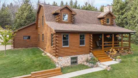 8467 SAMUEL Drive, LARSEN, WI 54947