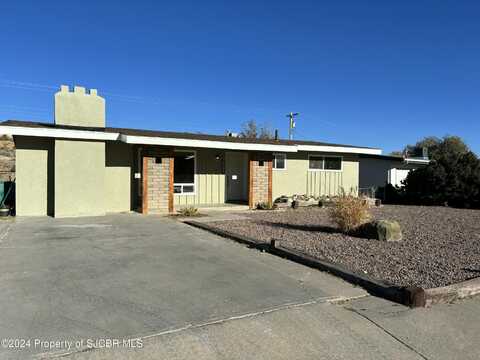 3024 CRESTRIDGE Drive, Farmington, NM 87401