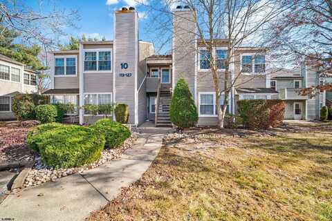 121 Driftwood Ct, Smithville, NJ 08205