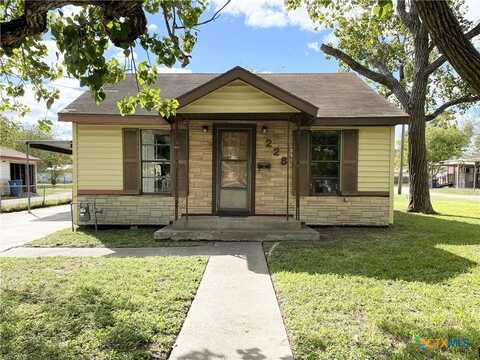 223 Seadrift Street, Port Lavaca, TX 77979