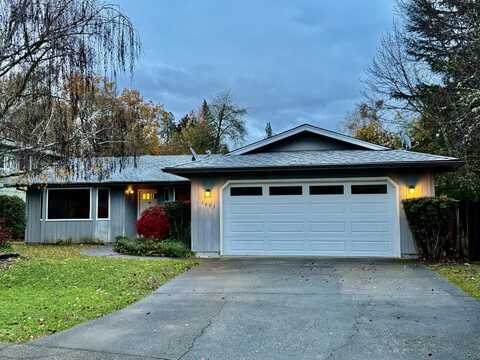 1601 NW Prospect Avenue, Grants Pass, OR 97526