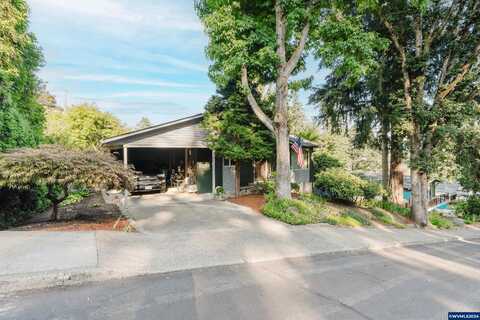 1022 Pali Dr NW, Salem, OR 97304