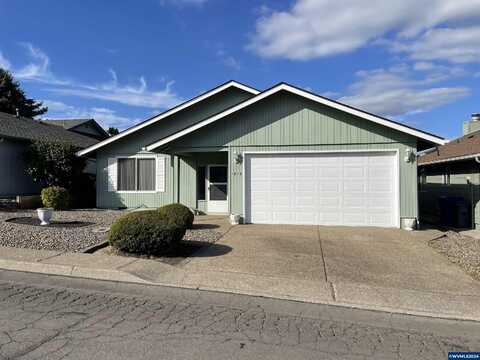 1819 Nut Tree Dr NW, Salem, OR 97304