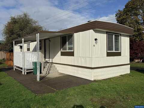 20140 NE Sandy Bl, Fairview, OR 97024