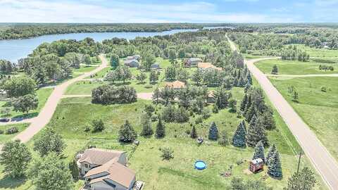 N Bay Shore Dr Nw, Isanti, MN 55040