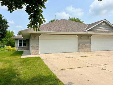 Bradford, HUTCHINSON, MN 55350