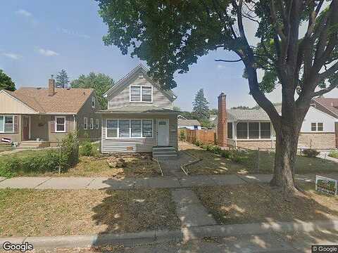 5Th, SAINT PAUL, MN 55106