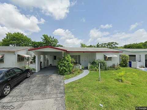 43Rd, LAUDERDALE LAKES, FL 33319