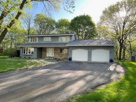 Robin, NORTH MANKATO, MN 56003