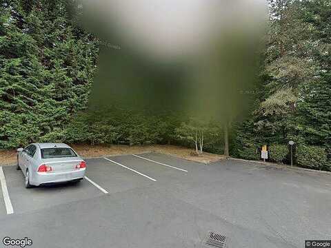 136Th, BELLEVUE, WA 98005