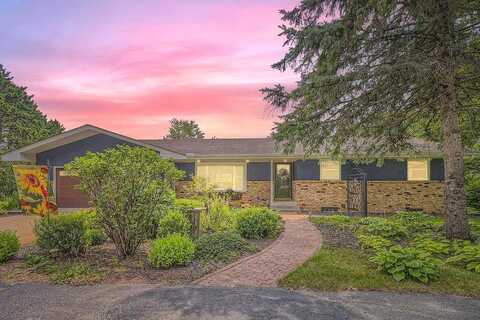 Valley, ANDOVER, MN 55304