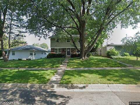 Hoyt, SAINT PAUL, MN 55106