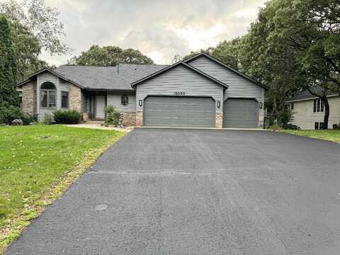 Drake, ANDOVER, MN 55304