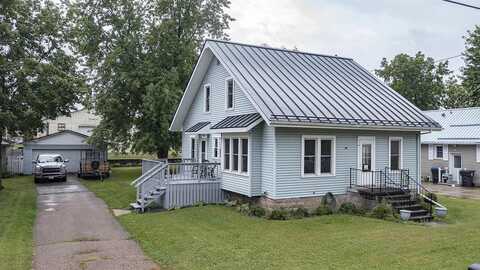 Ann, WEYAUWEGA, WI 54983