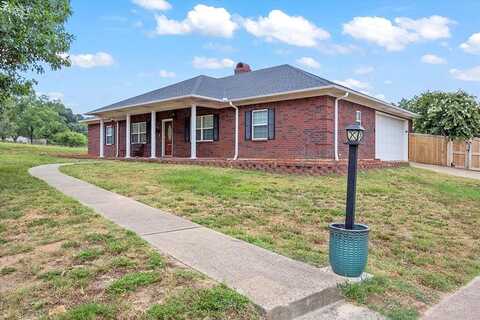 Main, HENDERSON, TX 75652