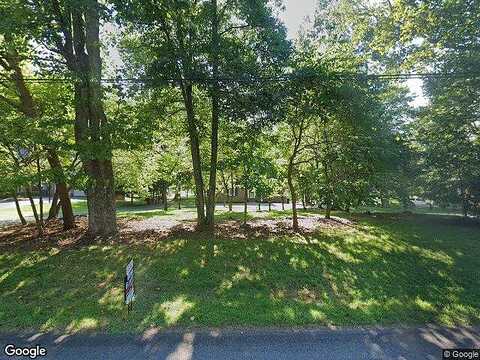 Plantation Rd, Martinsville, VA 24078