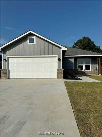 Hackberry Street, Hearne, TX 77859