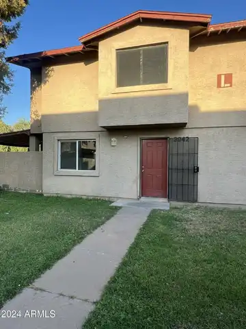 3942 W PALOMINO Road, Phoenix, AZ 85019