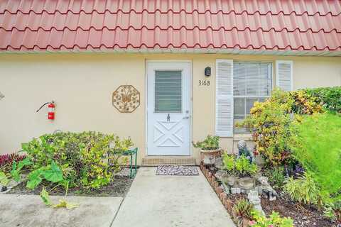 Cape Cod Circle, Lake Worth, FL 33467