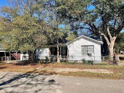 805 N 6th, Silsbee, TX 77656