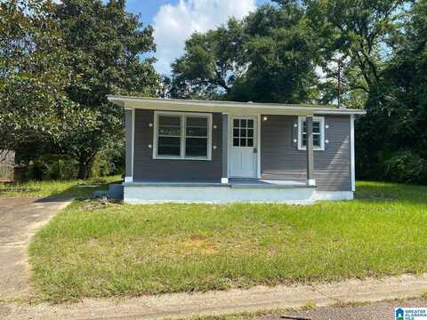 318 TUSKEGEE STREET, PRATTVILLE, AL 36067