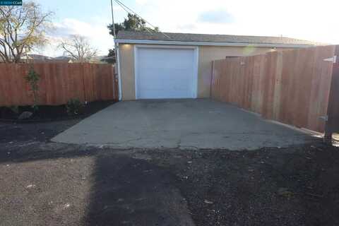 60 Banchio Ct, Bay Point, CA 94565