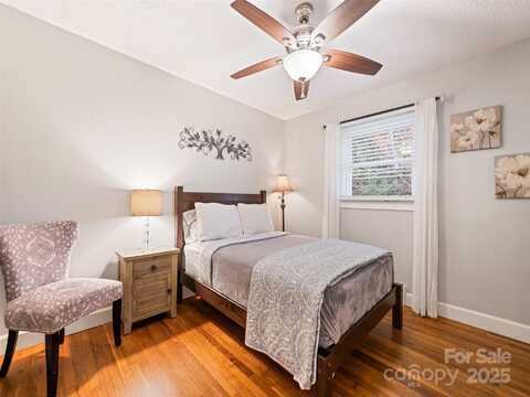 31 West End Circle, Waynesville, NC 28785