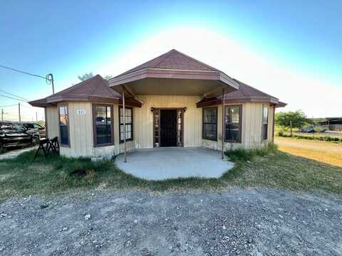 831 Molina Loop, Eagle Pass, TX 78852