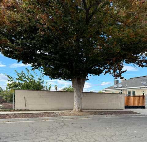 0 Plumas, Fresno, CA 93706