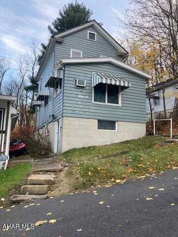 3145 Spruce Avenue, Altoona, PA 16602