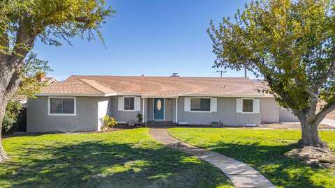 37066 Tovey Avenue, Palmdale, CA 93551