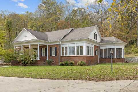 820 Holly Avenue, South Pittsburg, TN 37380