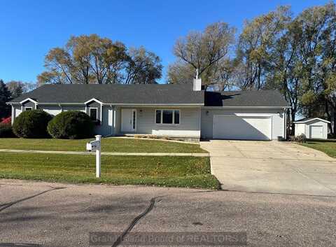 648 Linden Ave, Grand Island, NE 68801