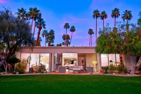 71 Westlake Circle, Palm Springs, CA 92264