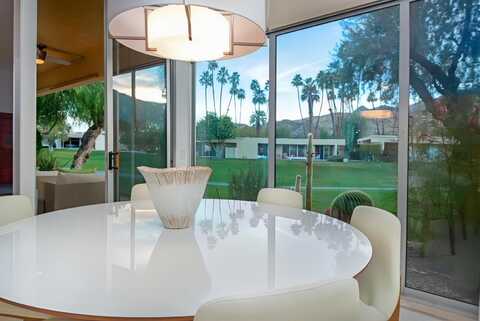 71 Westlake Circle, Palm Springs, CA 92264
