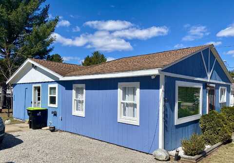 1445 Saint Clair, Saint Helen, MI 48656