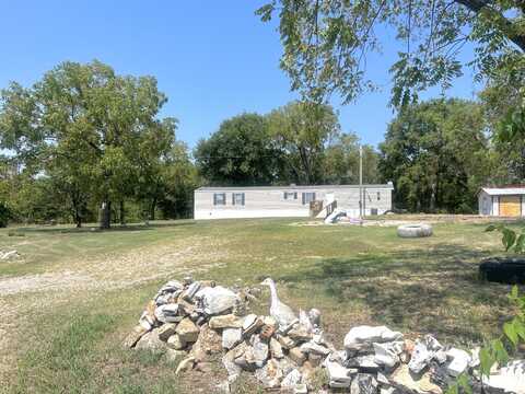 1471 E 515th Road, Brighton, MO 65617