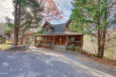 934 Vixen Run, Gatlinburg, TN 37738
