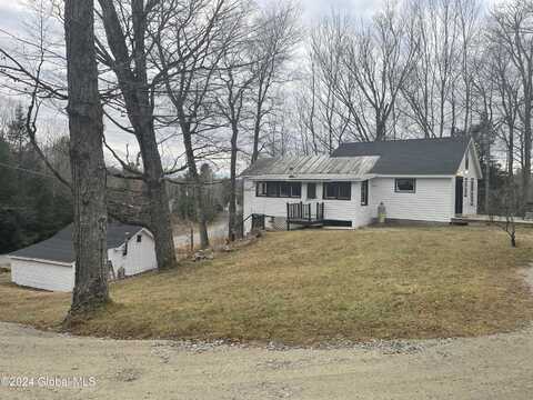 261 Fox Hill Road, Edinburg, NY 12134