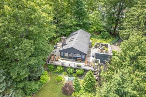 523 Upper Highland Lks Dr, Vernon, NJ 07422