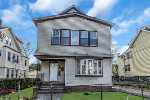 68 Grumman Ave, Newark, NJ 07112