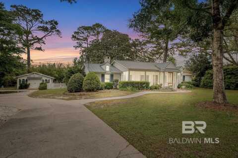 6415 Nelson Drive, Fairhope, AL 36532