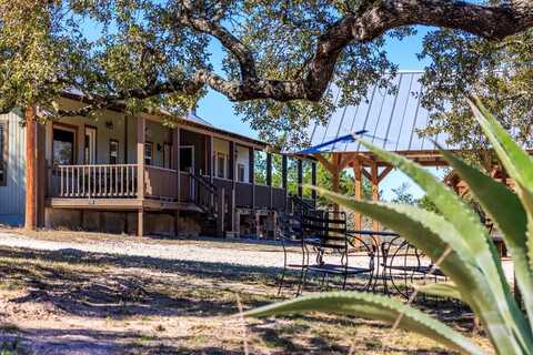 434 Gold-Schaefer Rd, Fredericksburg, TX 78624