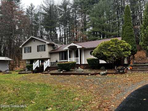 44 Edgewood Drive, Sand Lake, NY 12018