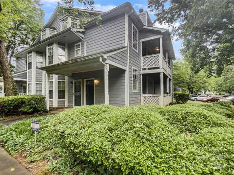 6003 Treetop Court, Charlotte, NC 28212