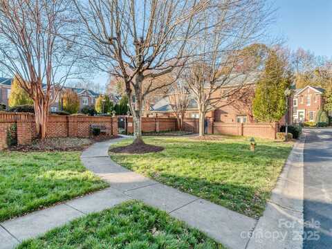 884 Park Slope Drive, Charlotte, NC 28209