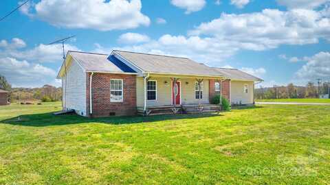 927 Happy Plains Road, Taylorsville, NC 28681