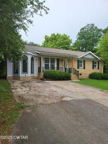 200 Cross Street, Bolivar, TN 38008