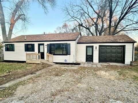 4375 NE 27th Street, Des Moines, IA 50317